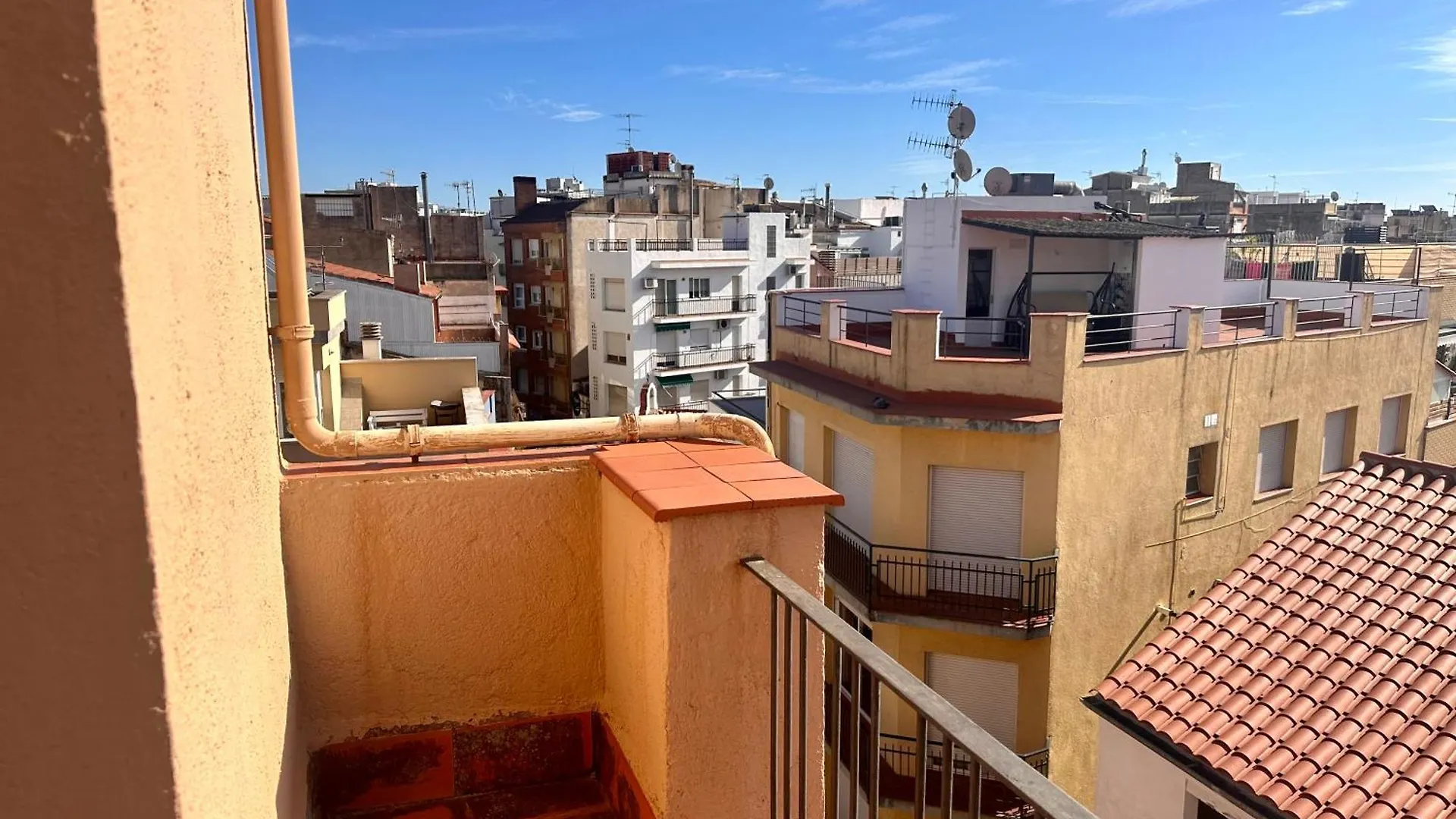 Fonda Can Setmanes Guest House Blanes
